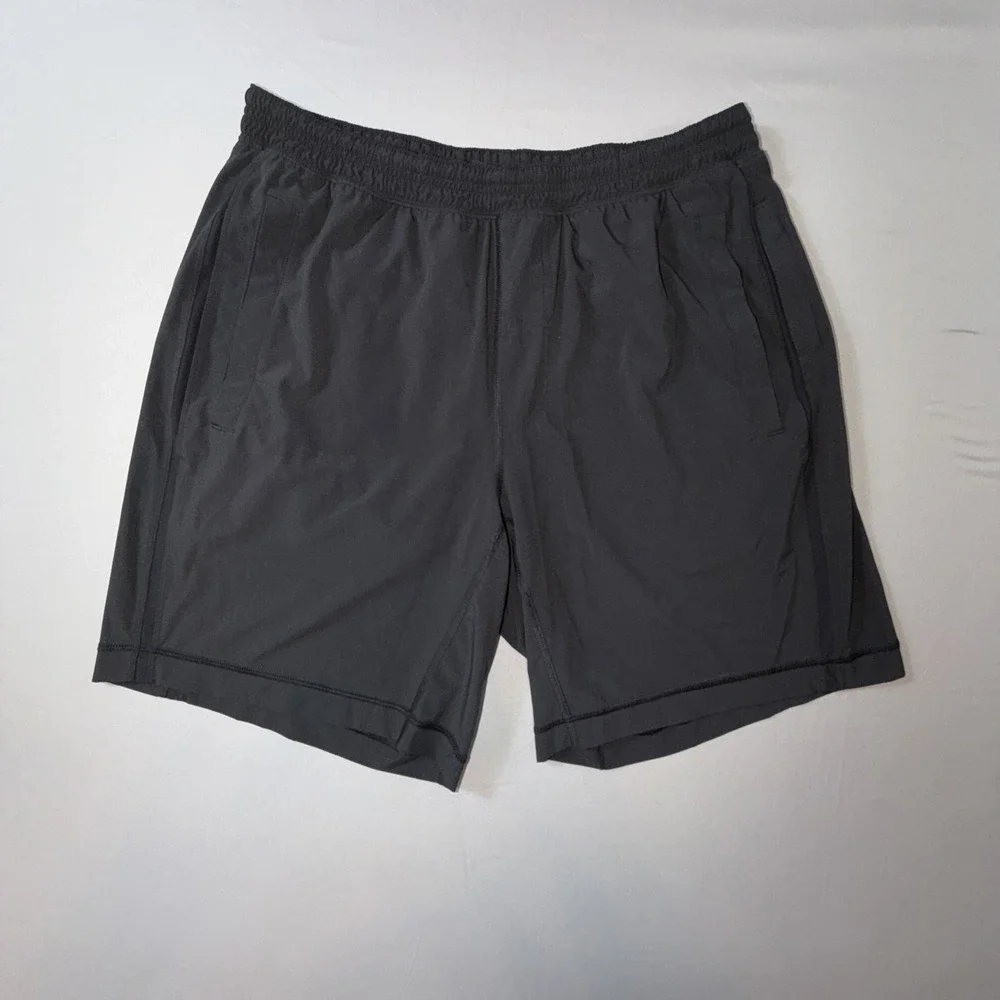 Lululemon Men's XL Pace Breaker Lined 9